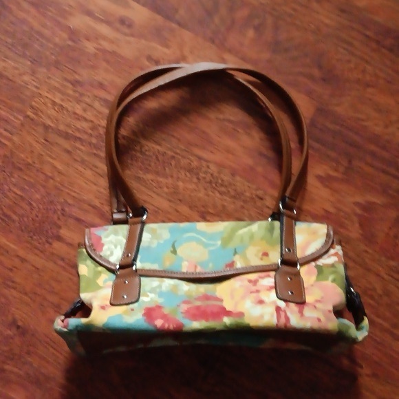 Floral Relic purse - Picture 2 of 9